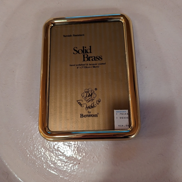 Solid brass 5 x 7 vintage frame - Picture 8 of 10